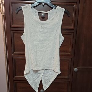 SHEIN Cream Sleeveless Tank with Asymmetrical Hem